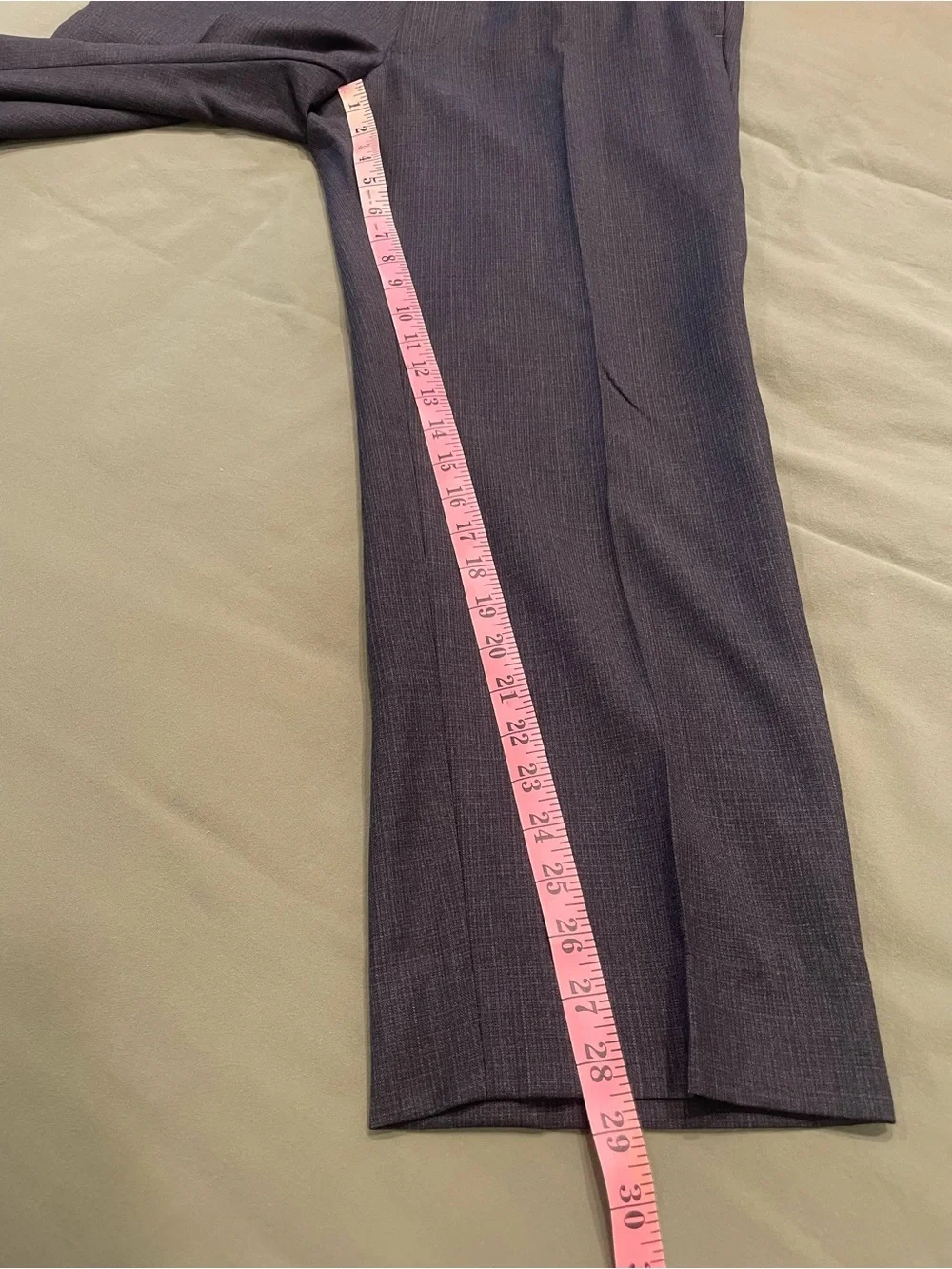 Jos. A. Bank Men's Dark Gray Slim Fit 41R Two-Button Suit 35W